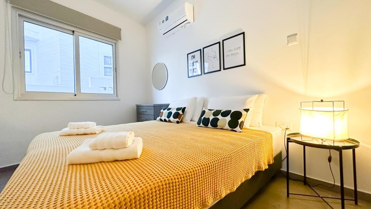 Vacation Mode Apartment Айя Напа Екстериор снимка
